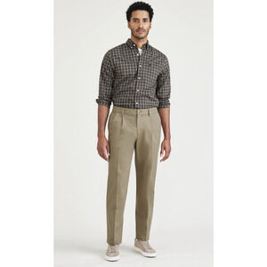 Dockers Men Iron Free Stain Defender Pleated Pants British Khaki Size 34X29